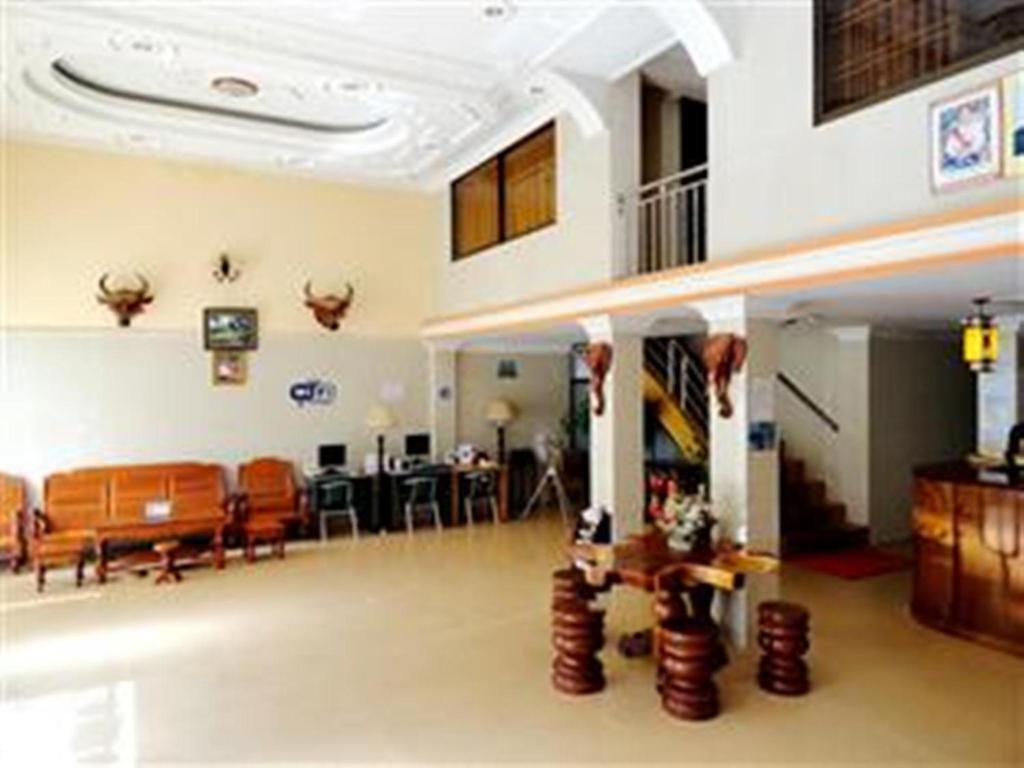 Lucky 2 Guesthouse Phnom Penh Ngoại thất bức ảnh