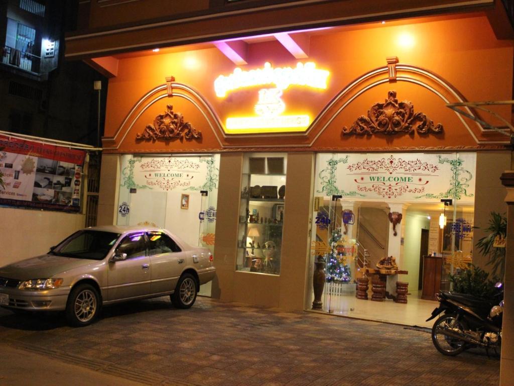 Lucky 2 Guesthouse Phnom Penh Ngoại thất bức ảnh