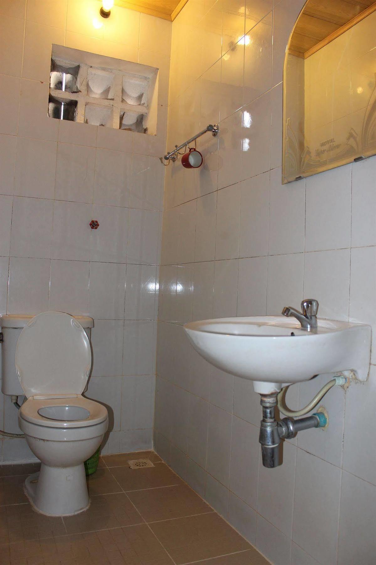 Lucky 2 Guesthouse Phnom Penh Ngoại thất bức ảnh